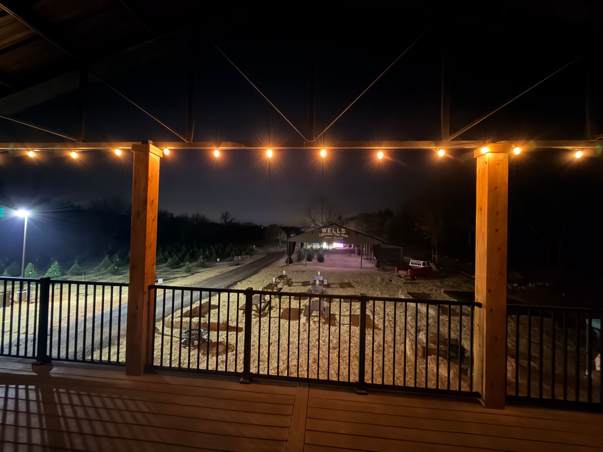 Above The Pines Guest Suite - Rental at Wells Christmas Tree Farm Norman OK
